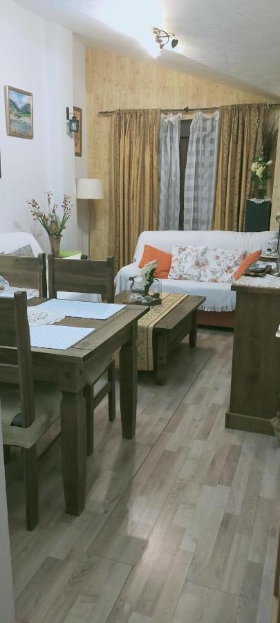 Alborada Apartment Pinos Genil Luaran gambar