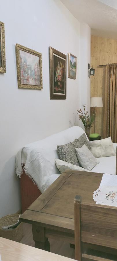 Alborada Apartment Pinos Genil Luaran gambar